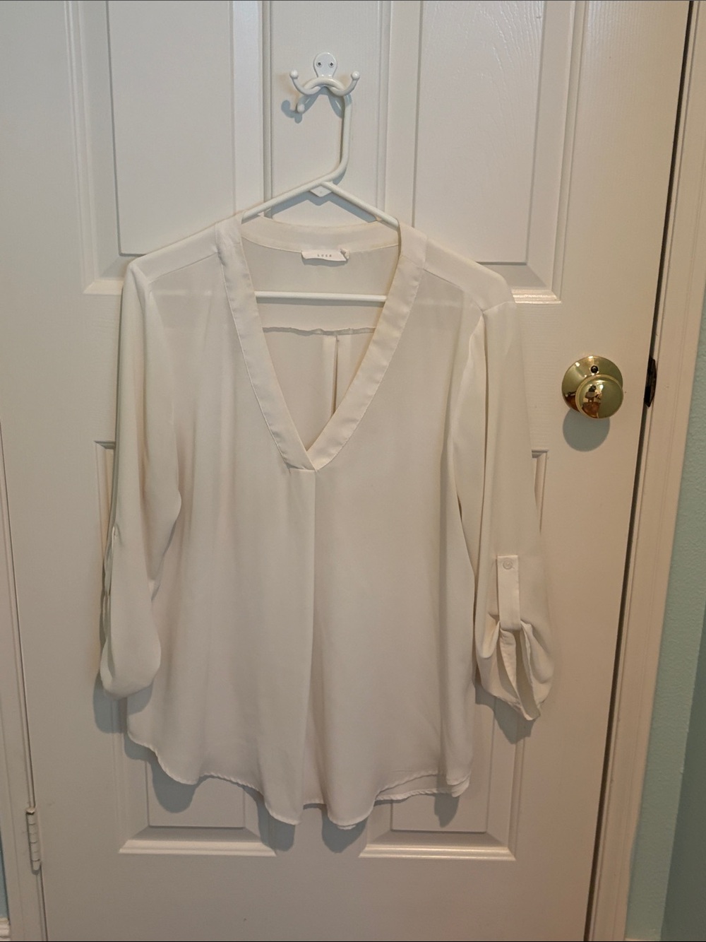Lush White V-Neck Roll-Tab Sleeve Blouse